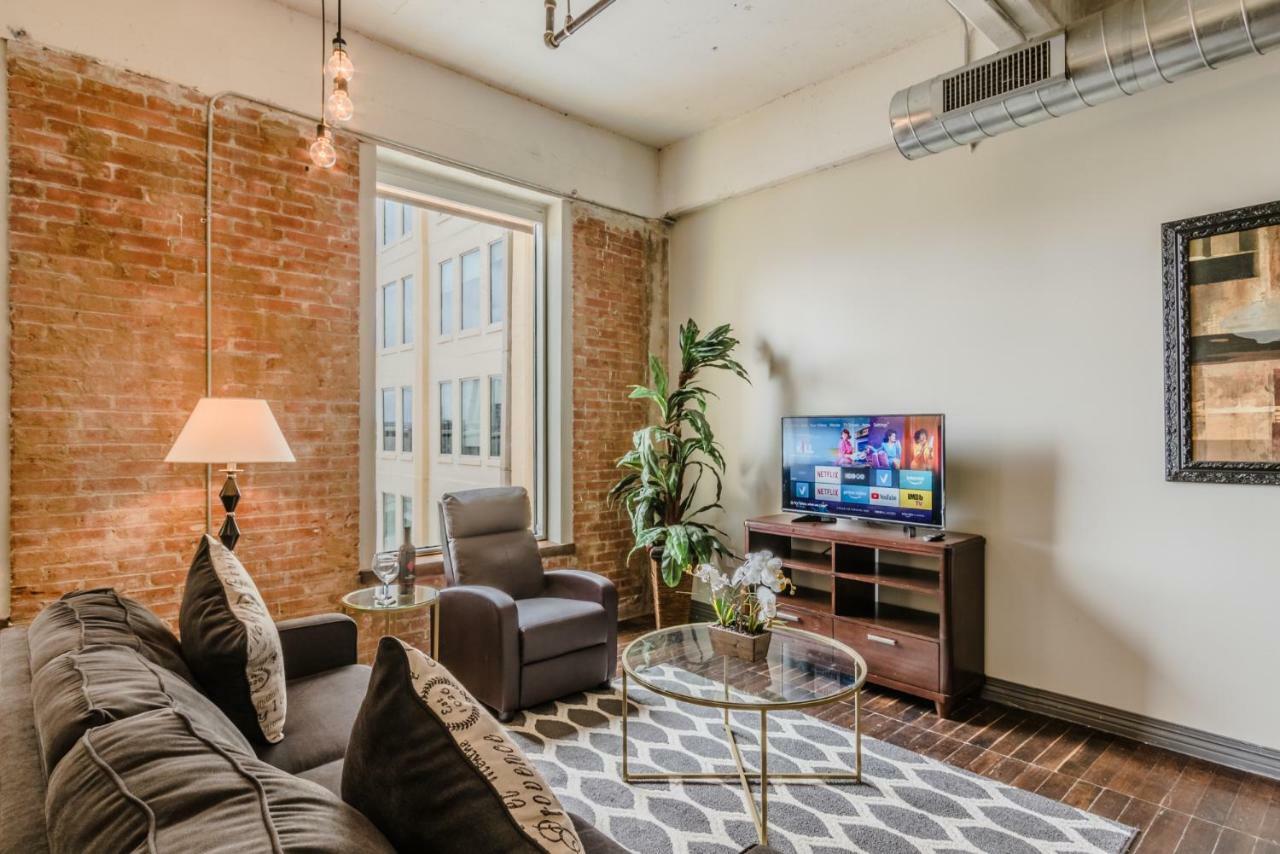 Regal Stays Corporate Apartments - Downtown Dallas Exteriör bild