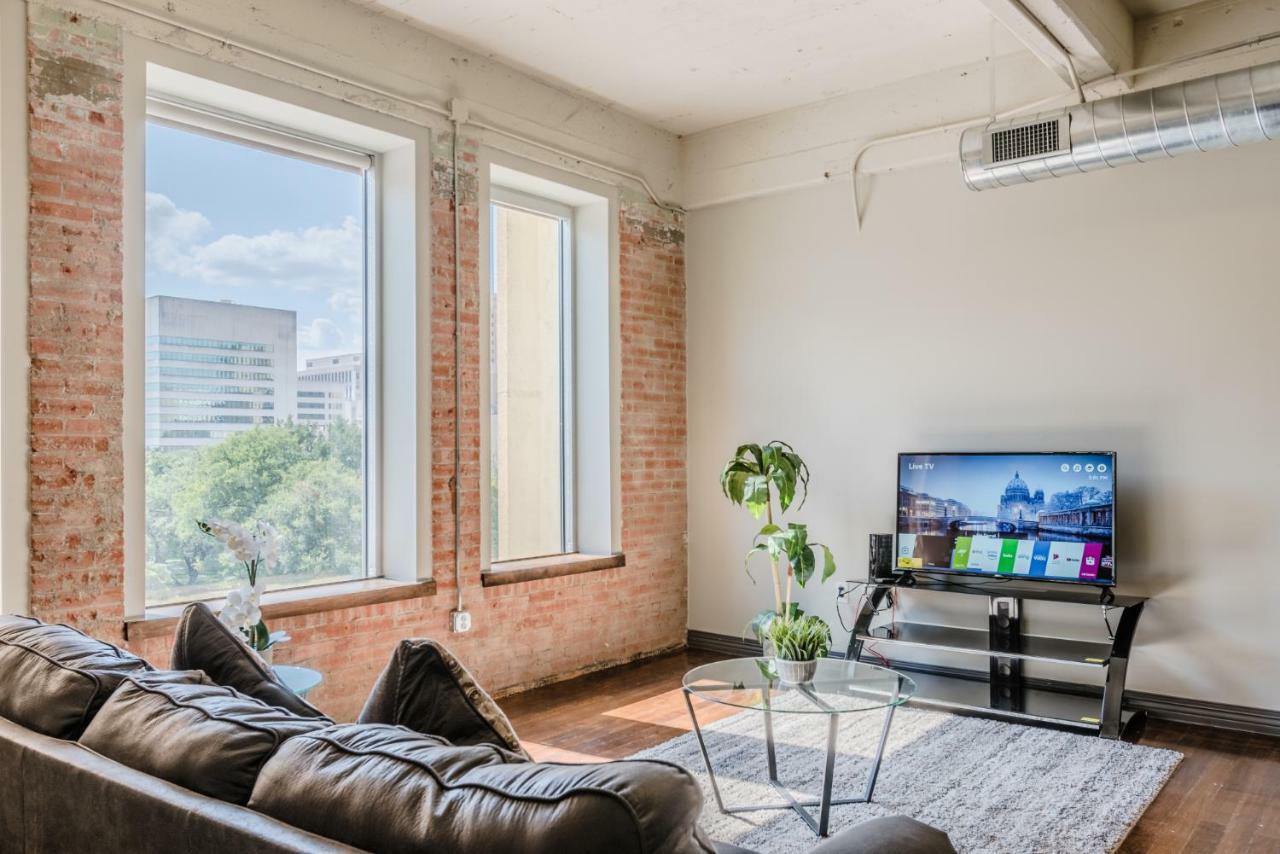 Regal Stays Corporate Apartments - Downtown Dallas Exteriör bild